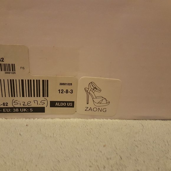 Aldo Zaong Women's Size 7.5 Red Suede Platform Stiletto Sandals - Picture 2 of 2